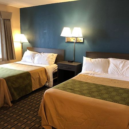Econo Lodge Cranston - Providence Esterno foto