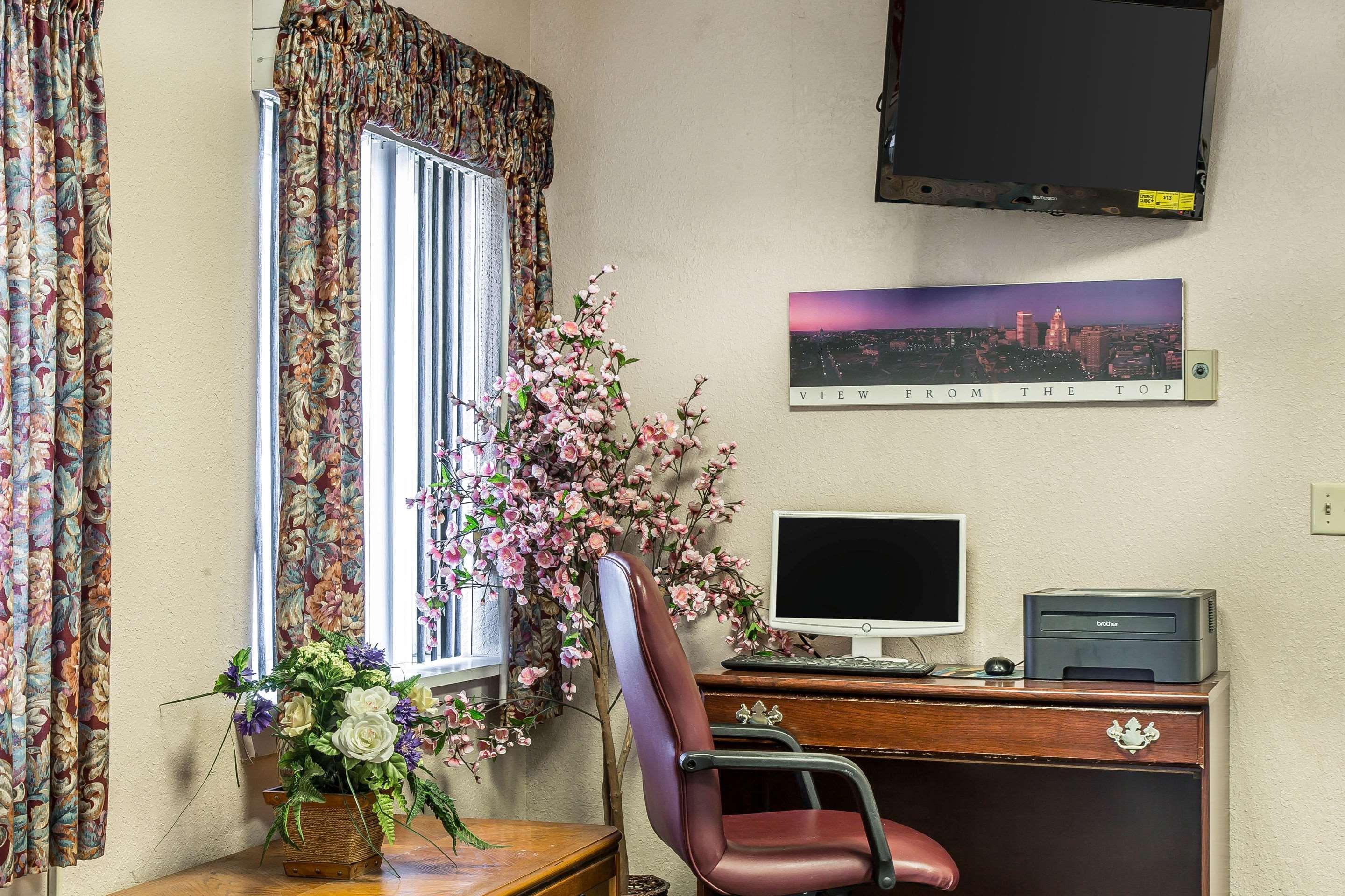 Econo Lodge Cranston - Providence Esterno foto