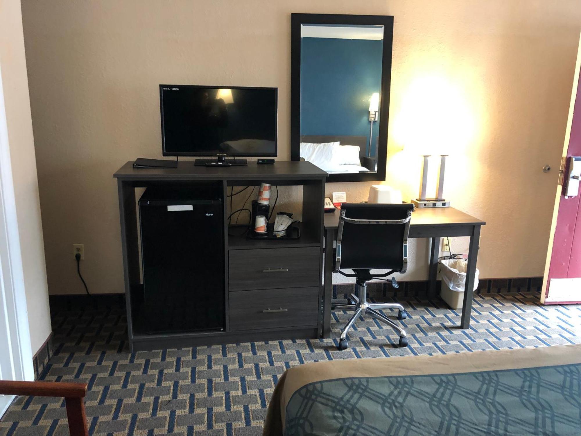 Econo Lodge Cranston - Providence Esterno foto